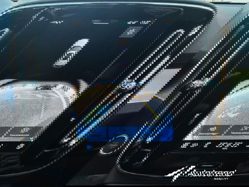 Volvo XC40 usata a Bari (15)