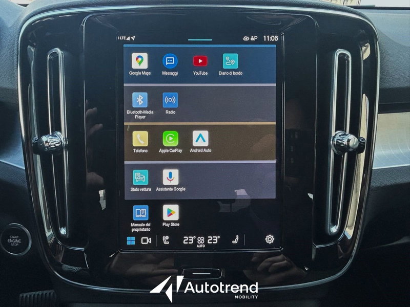 Volvo XC40 usata a Bari (16)