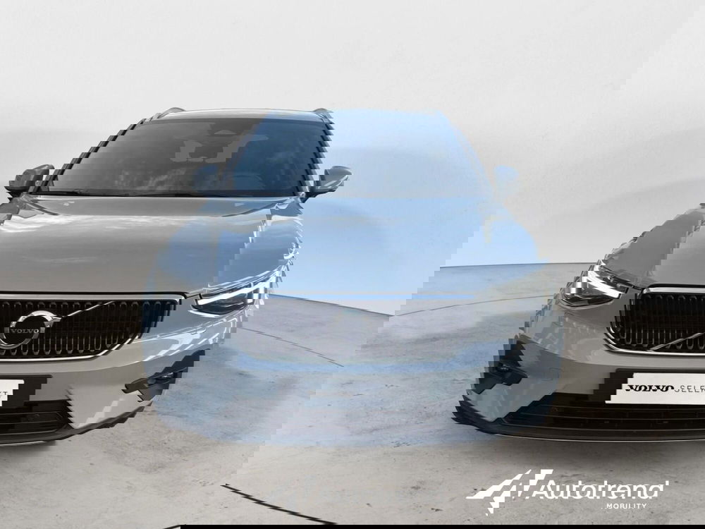 Volvo XC40 usata a Bari (3)