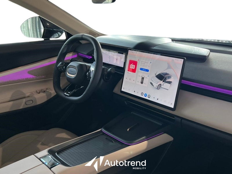 Lynk & Co 08 usata a Bari (10)