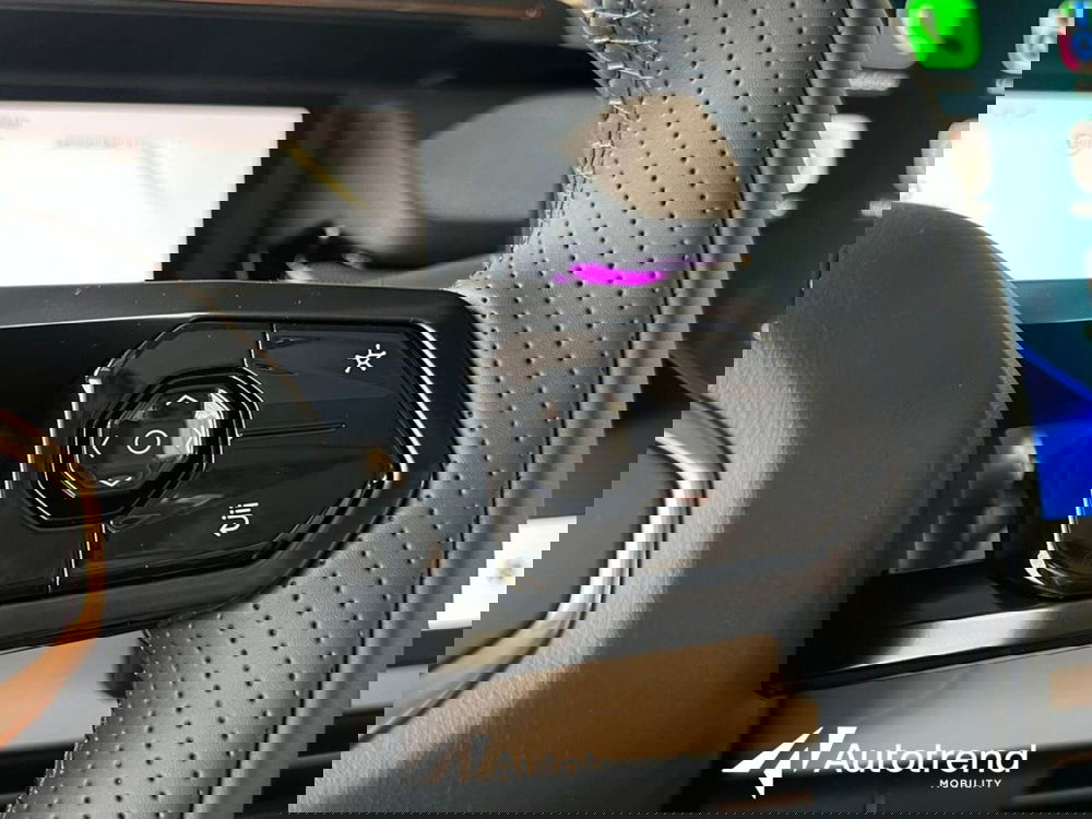 Lynk & Co 08 usata a Bari (15)