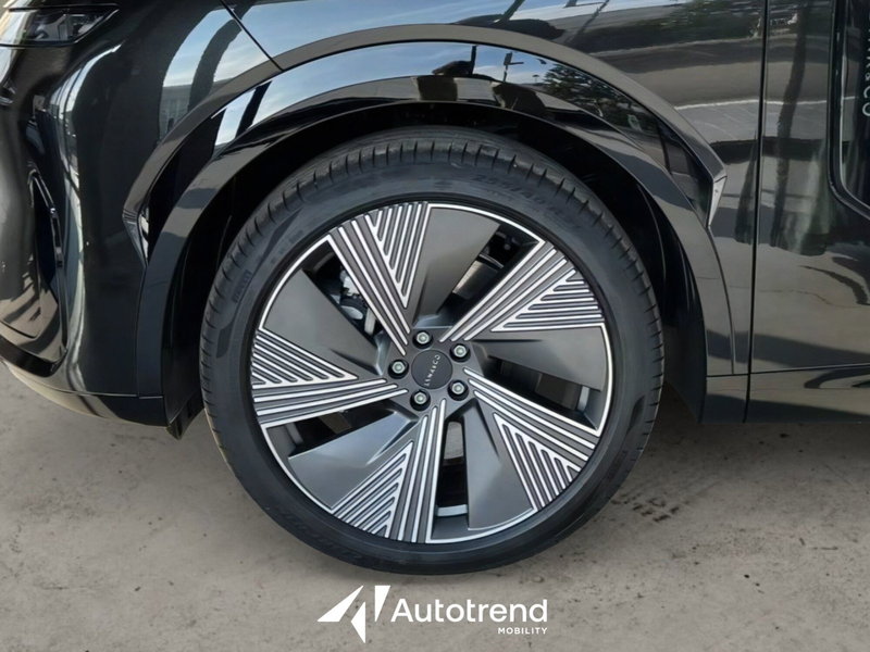 Lynk & Co 08 usata a Bari (6)