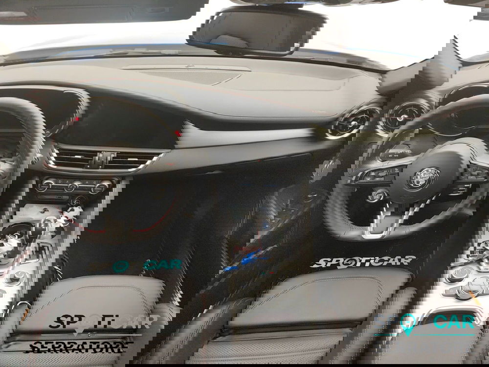 Alfa Romeo Giulia usata a Como (14)