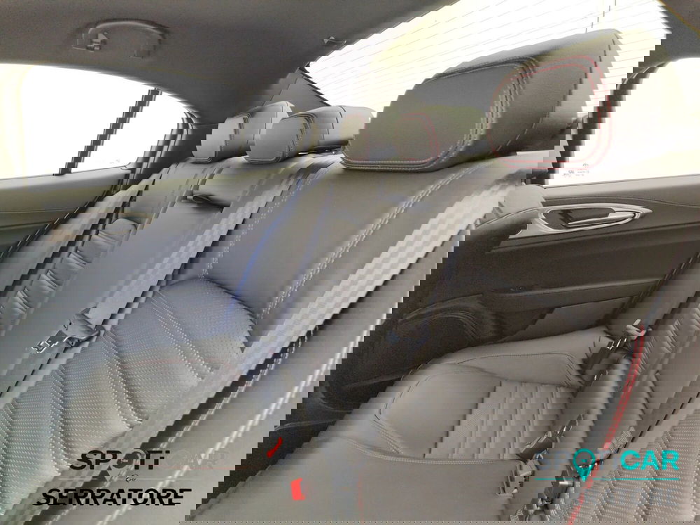 Alfa Romeo Giulia usata a Como (13)