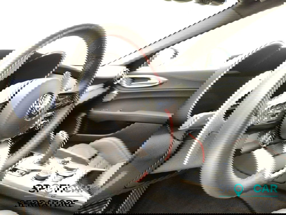 Alfa Romeo Giulia usata a Como (9)