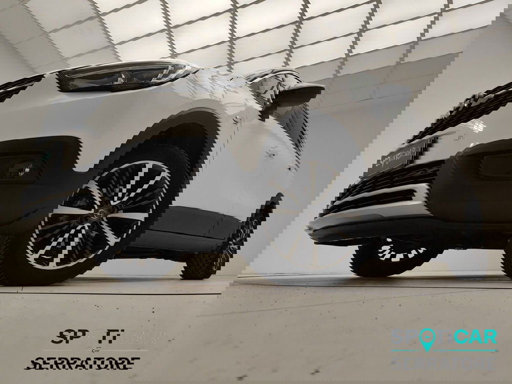 Opel Crossland X usata a Como (14)