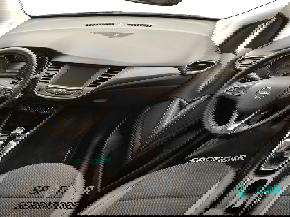 Opel Crossland X usata a Como (7)