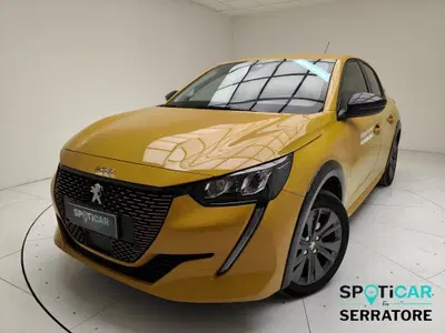 Peugeot 208 50 kWh Allure del 2023 usata a Erba