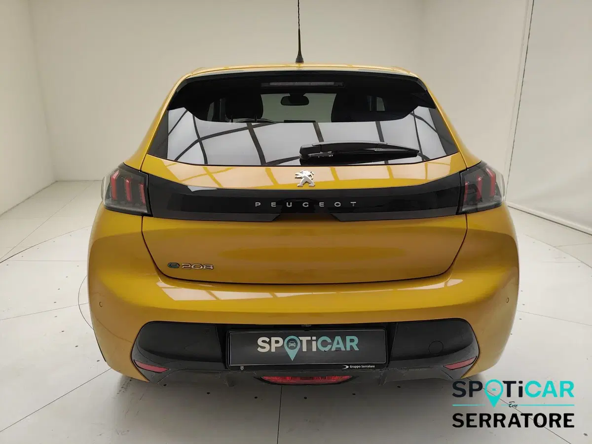 Peugeot 208 usata a Como (6)