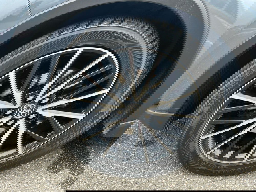 Toyota Toyota C-HR usata a Piacenza (10)