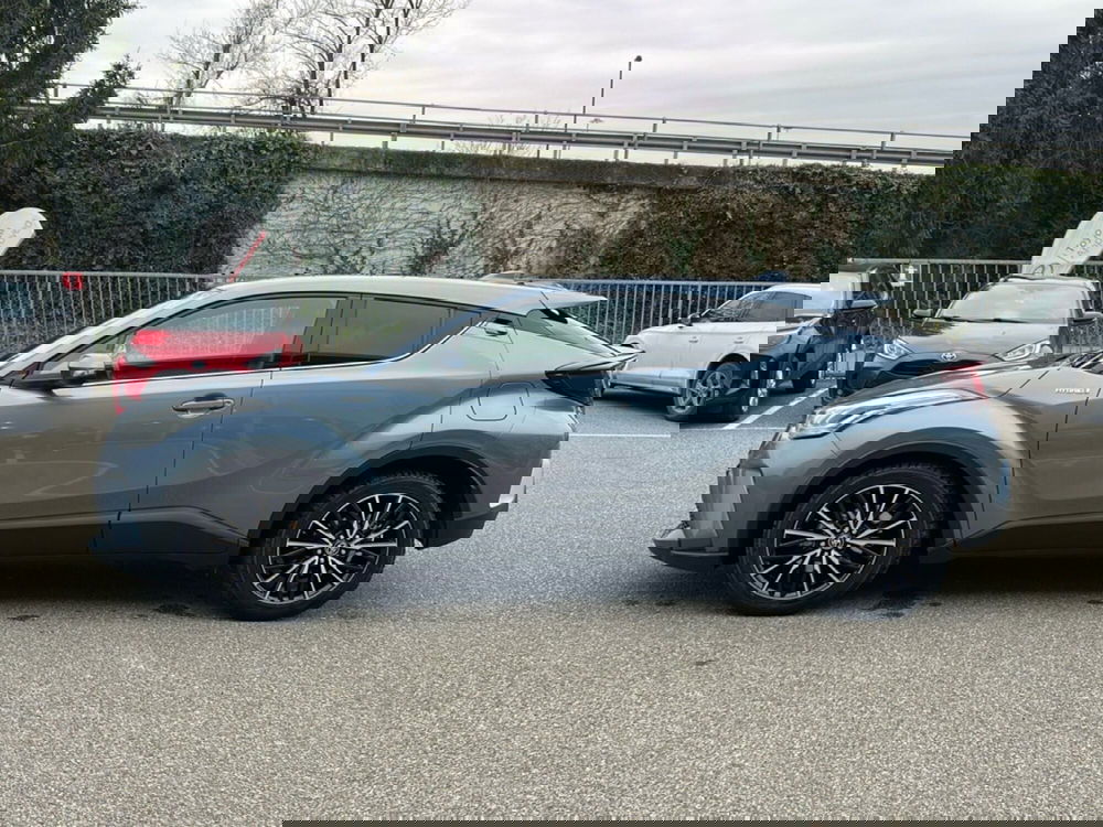 Toyota Toyota C-HR usata a Piacenza (4)