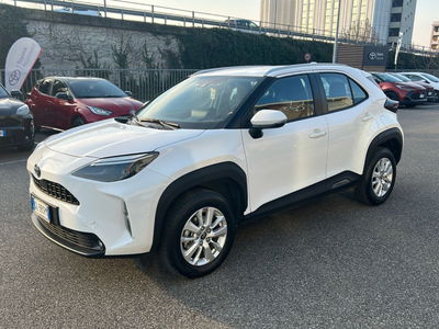 Toyota Yaris Cross 1.5 Hybrid 5p. E-CVT Active del 2022 usata a Piacenza