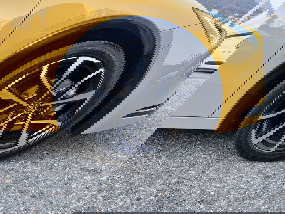 Toyota Prius nuova a Como (11)