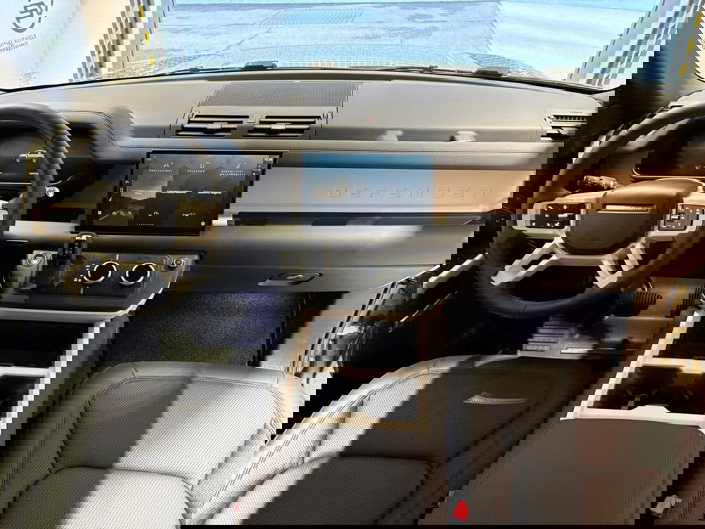 Land Rover Defender usata a Torino (5)