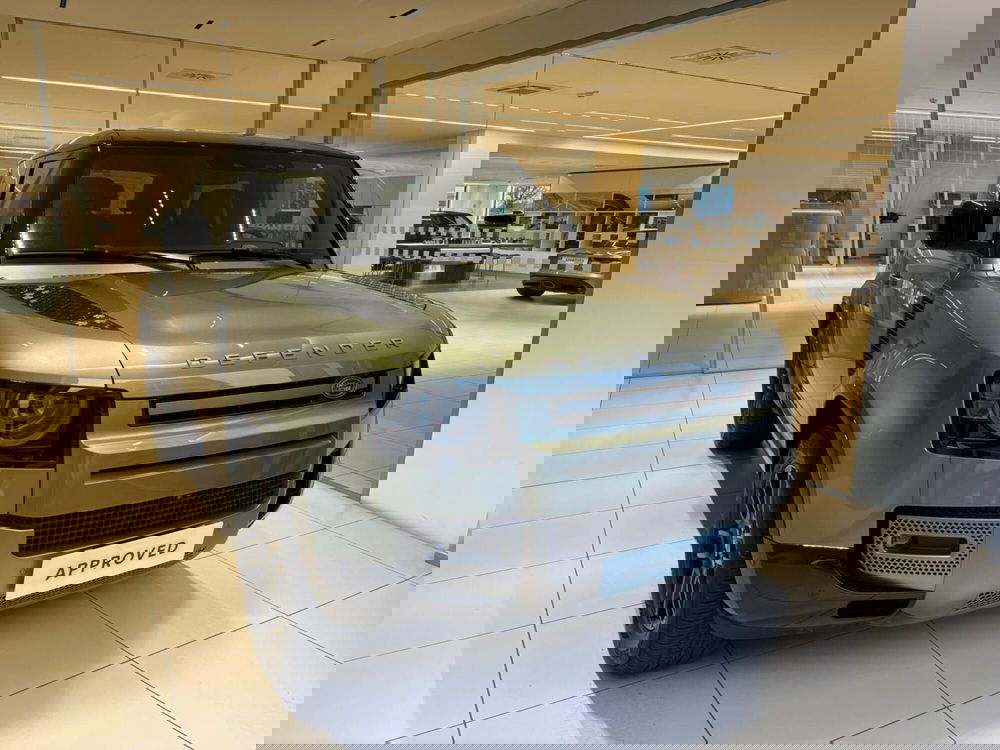 Land Rover Defender usata a Torino (9)