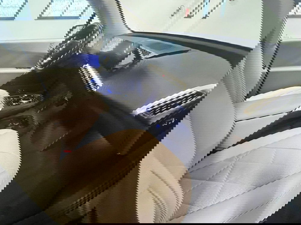 BMW iX usata a Torino (11)