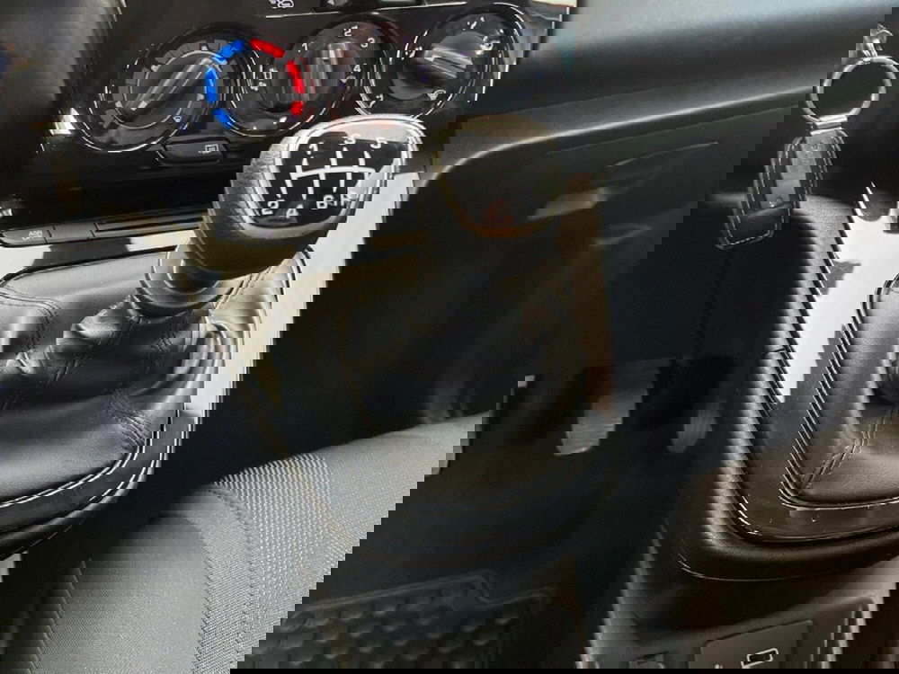 Lancia Ypsilon usata a Torino (15)