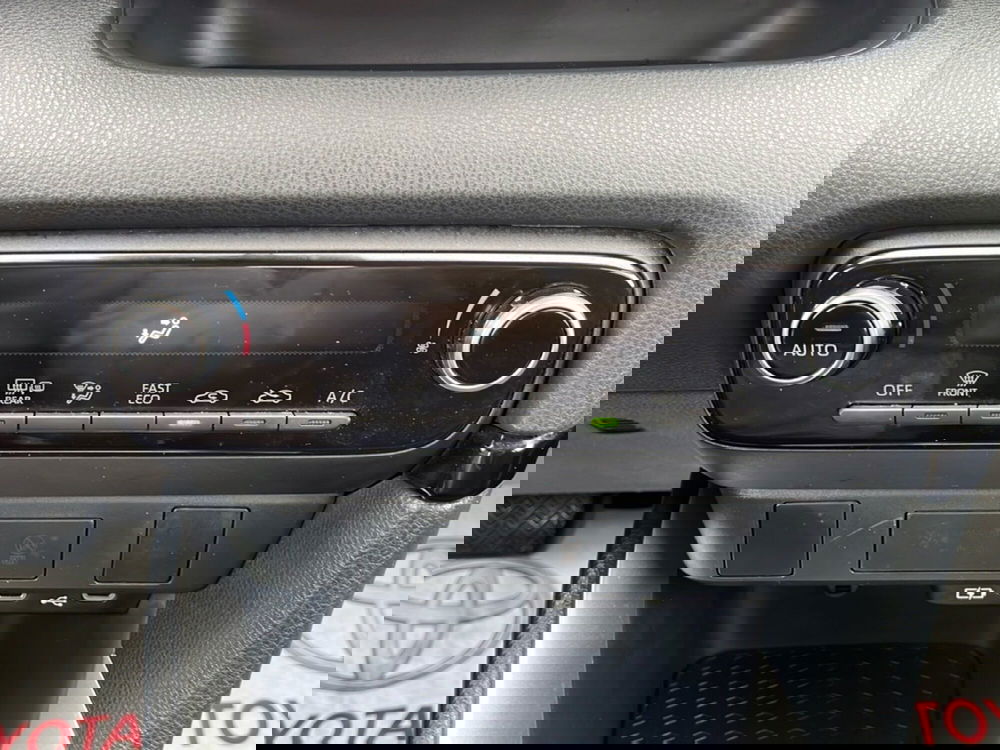 Toyota Yaris usata a Catania (15)