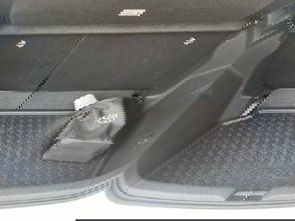 Toyota Yaris usata a Catania (7)