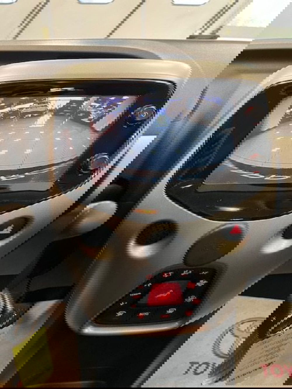 Toyota Aygo usata a Prato (9)