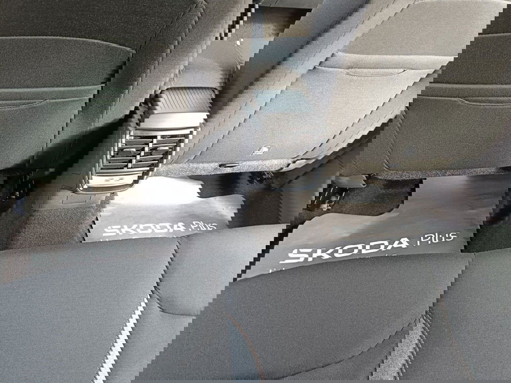 Skoda Kamiq nuova a Prato (13)