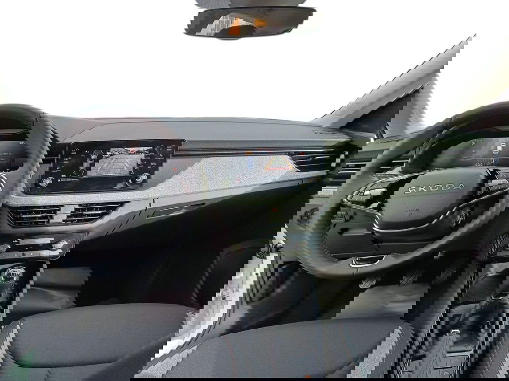 Skoda Kamiq nuova a Prato (8)