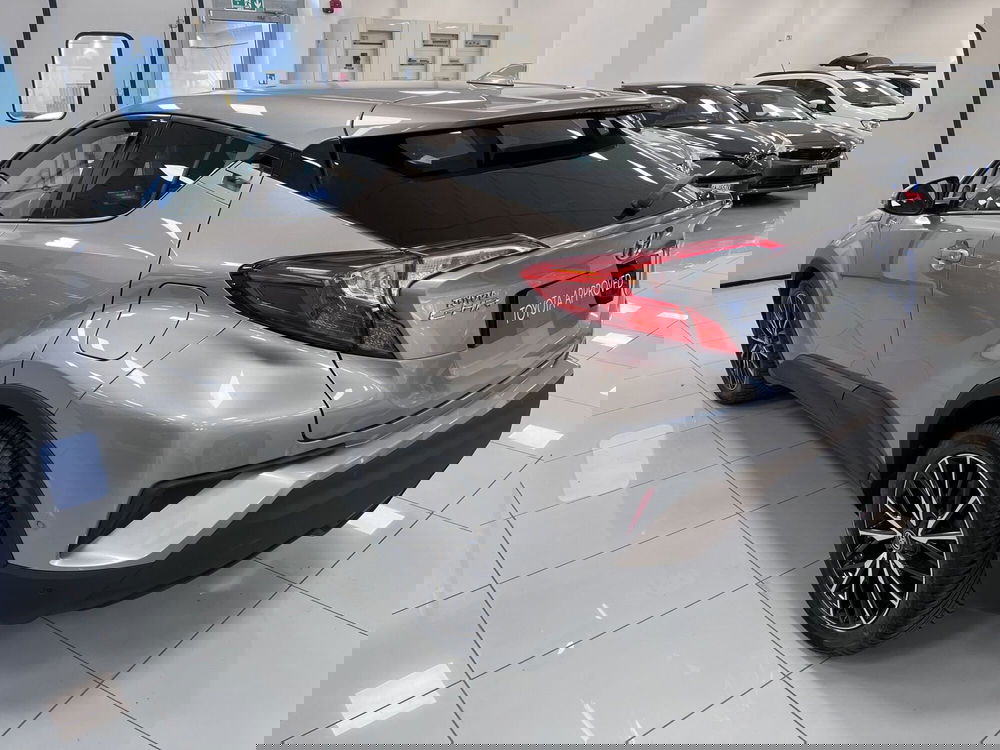 Toyota Toyota C-HR usata a Prato (6)