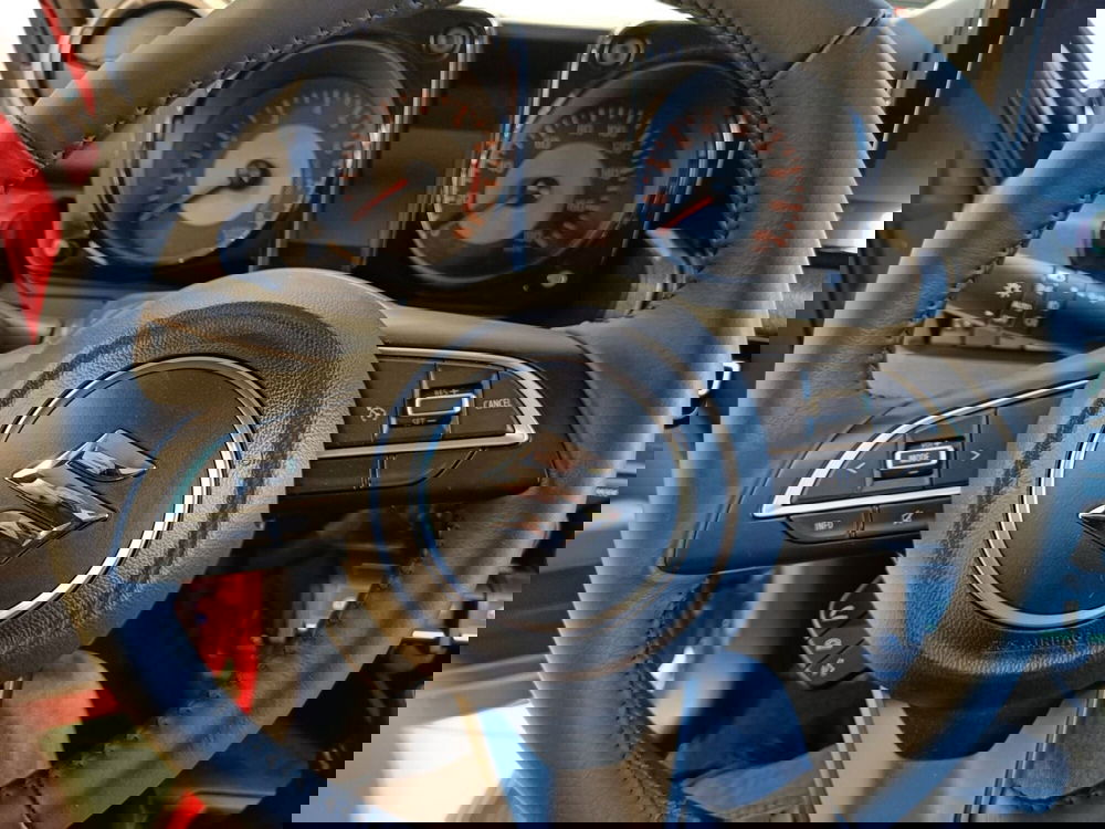 Suzuki Jimny nuova a Prato (13)