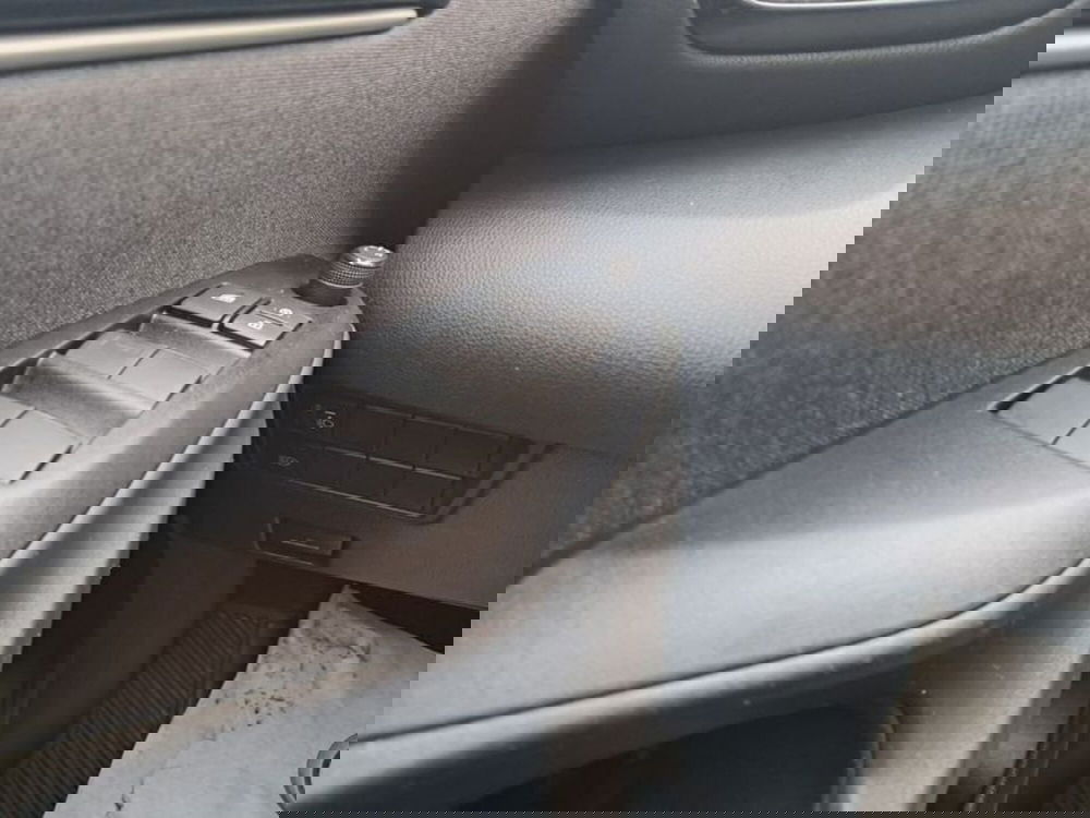 Toyota Yaris Cross usata a Cagliari (19)