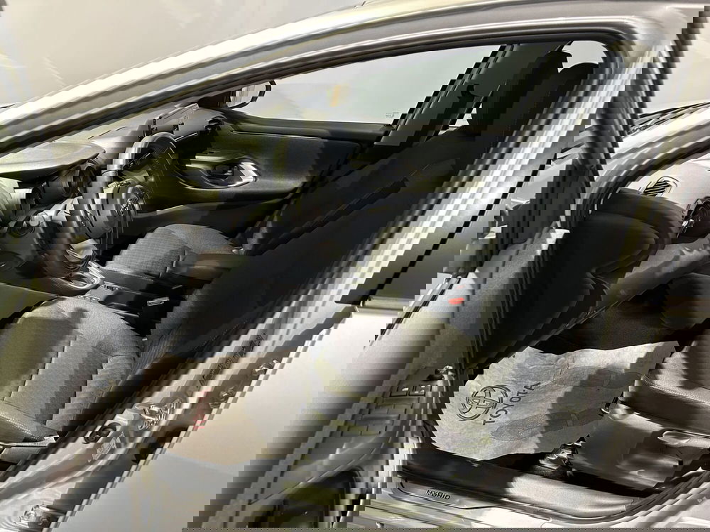 Toyota Yaris usata a Milano (11)