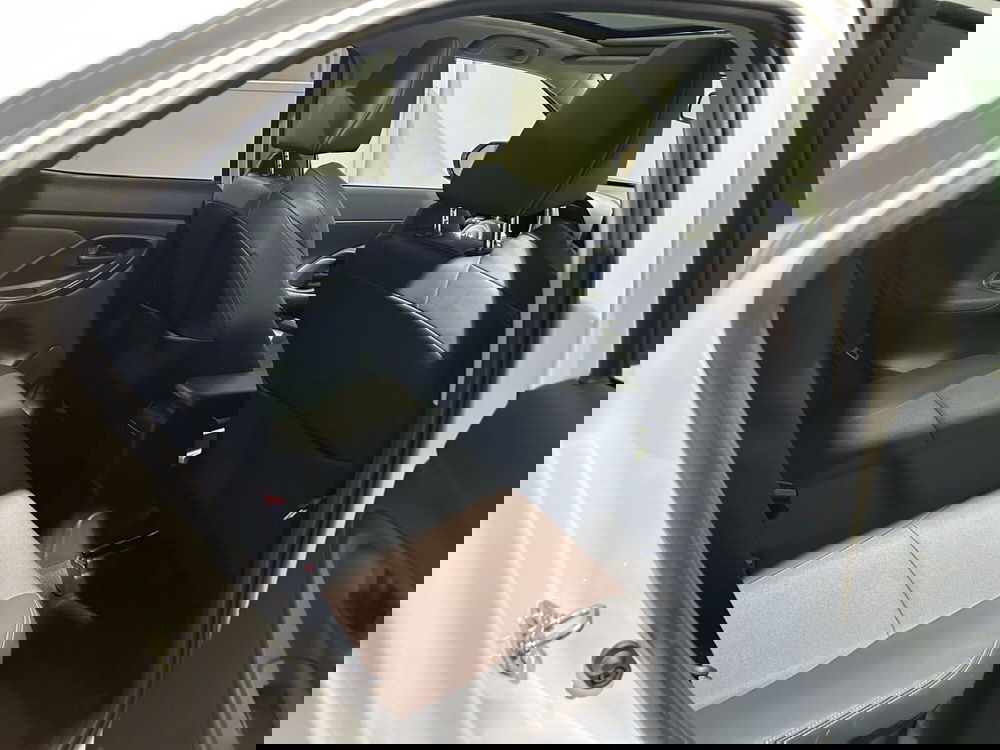 Toyota Yaris Cross usata a Milano (8)