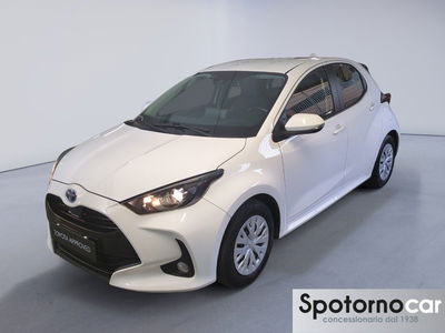 Toyota Yaris 1.5 Hybrid 5 porte Energy del 2023 usata a Milano