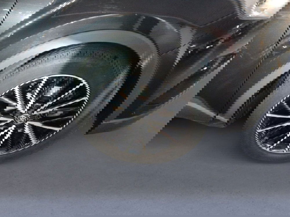 Toyota Toyota C-HR usata a Milano (10)