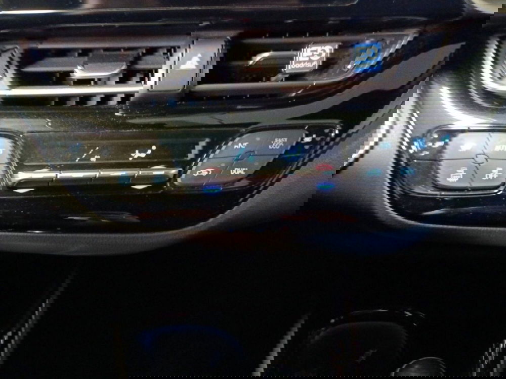 Toyota Toyota C-HR usata a Milano (14)