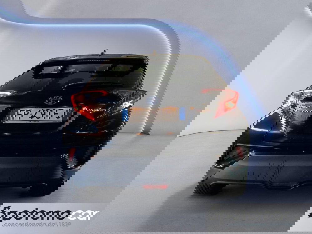 Toyota Toyota C-HR usata a Milano (4)