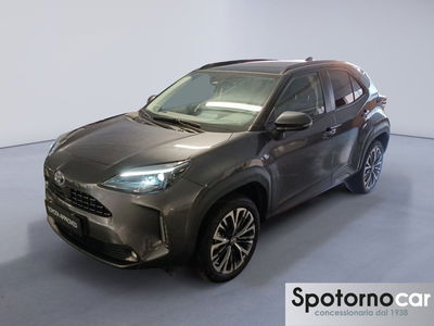 Toyota Yaris Cross 1.5 Hybrid 5p. E-CVT AWD-i Lounge del 2023 usata a Milano