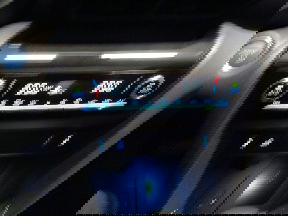 Toyota Yaris Cross usata a Milano (16)