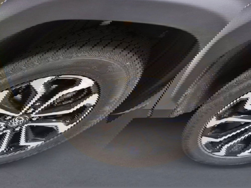 Toyota Yaris Cross usata a Milano (9)