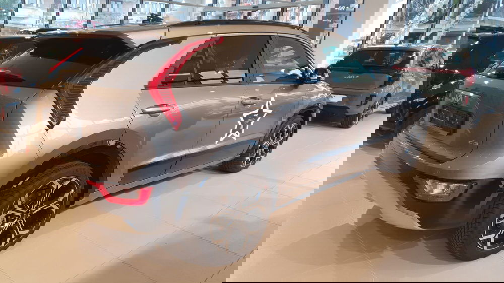 Kia Niro nuova a Napoli (11)