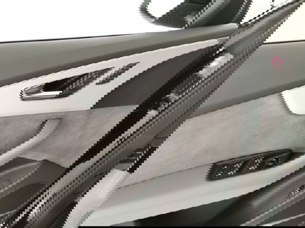 Audi Q8 usata a Chieti (19)