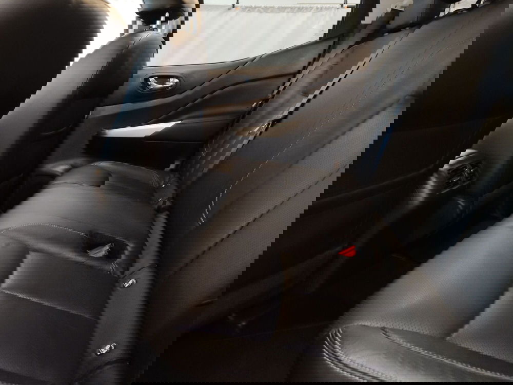 Nissan Navara usata a Roma (13)