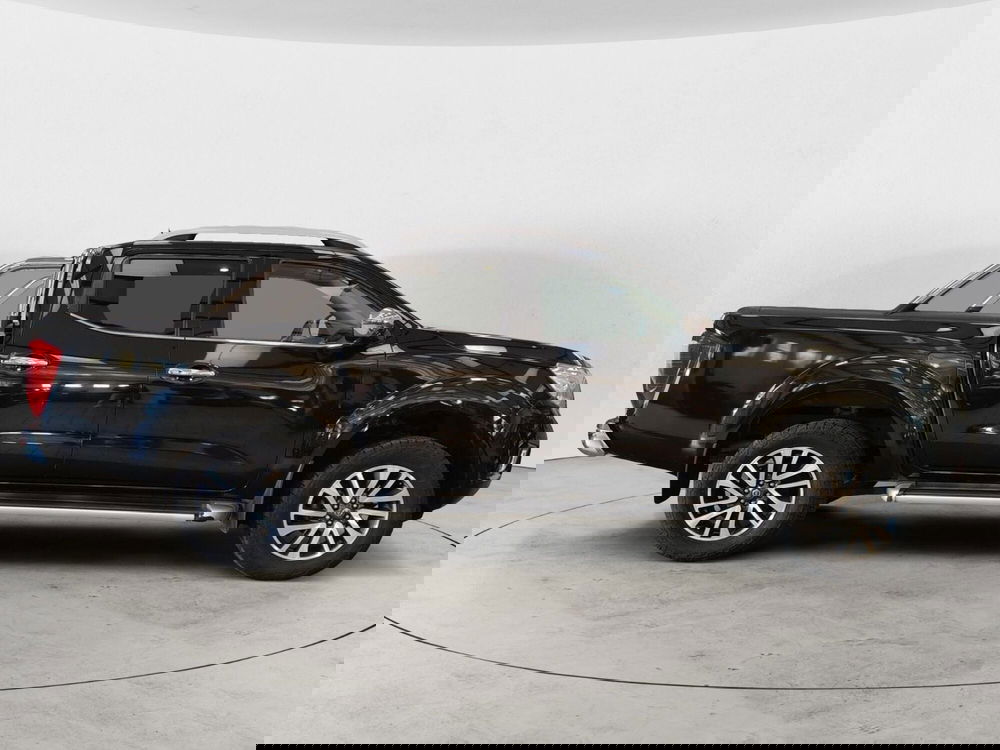 Nissan Navara usata a Roma (15)