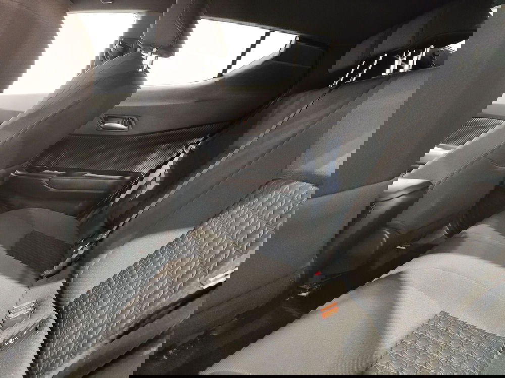 Toyota Toyota C-HR usata a Roma (15)