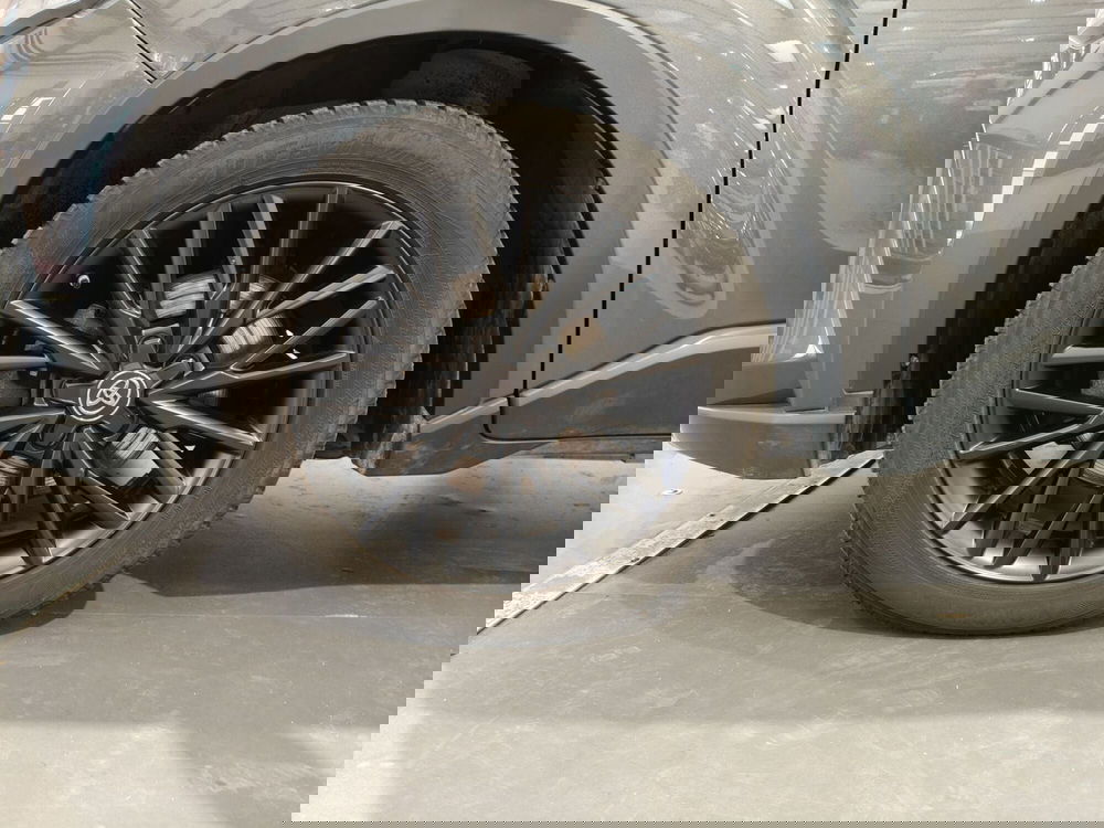 Toyota Toyota C-HR usata a Roma (18)