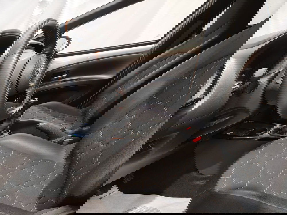 Toyota Aygo X usata a Roma (15)