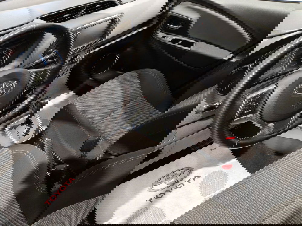 Toyota Yaris usata a Roma (12)