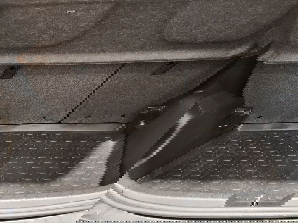 Toyota Yaris usata a Roma (13)