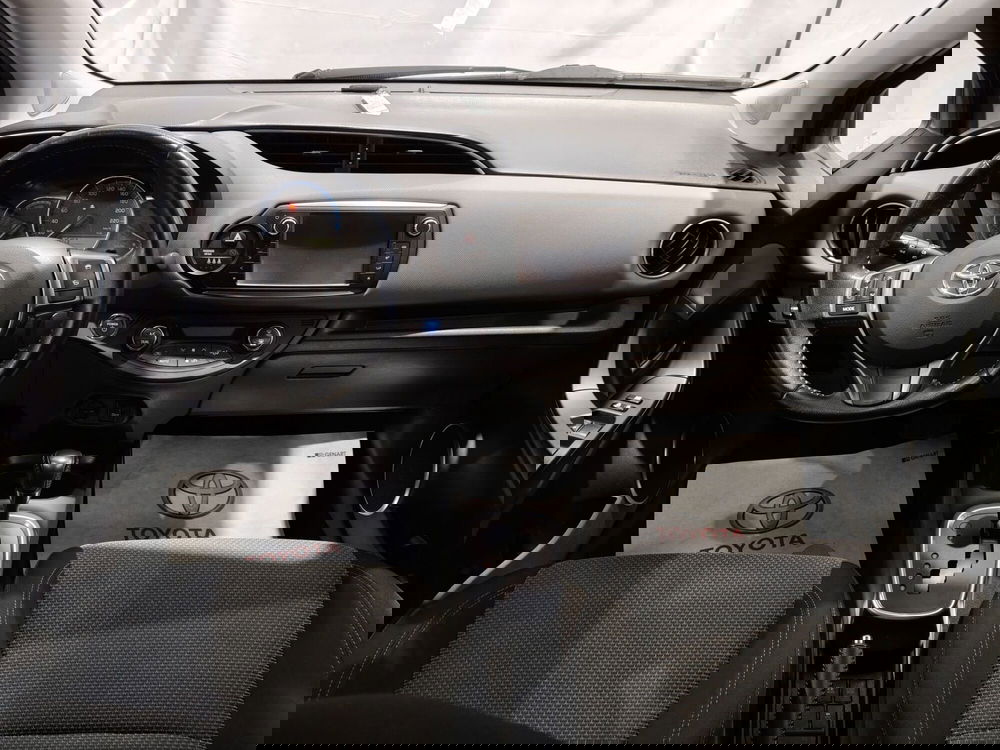 Toyota Yaris usata a Roma (9)