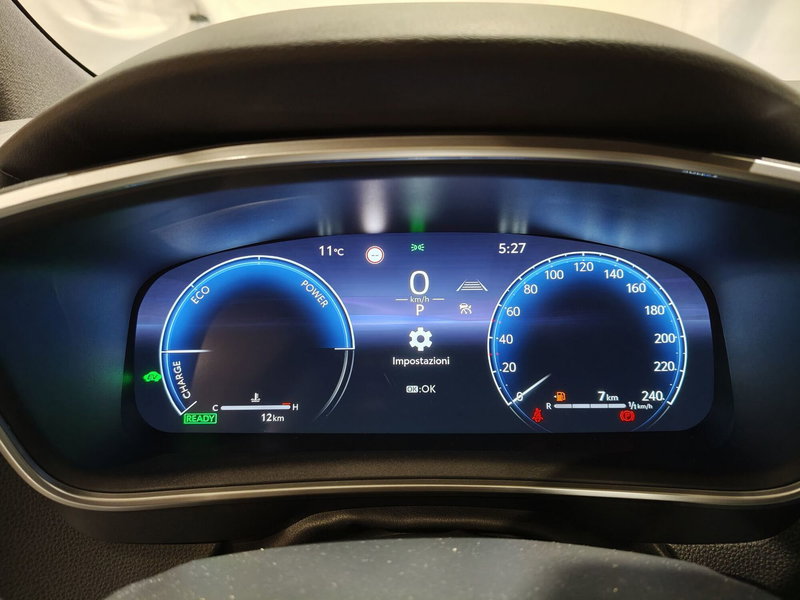 Toyota Corolla Touring Sports nuova a Roma (16)