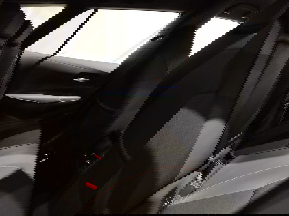 Toyota Corolla Touring Sports nuova a Roma (7)